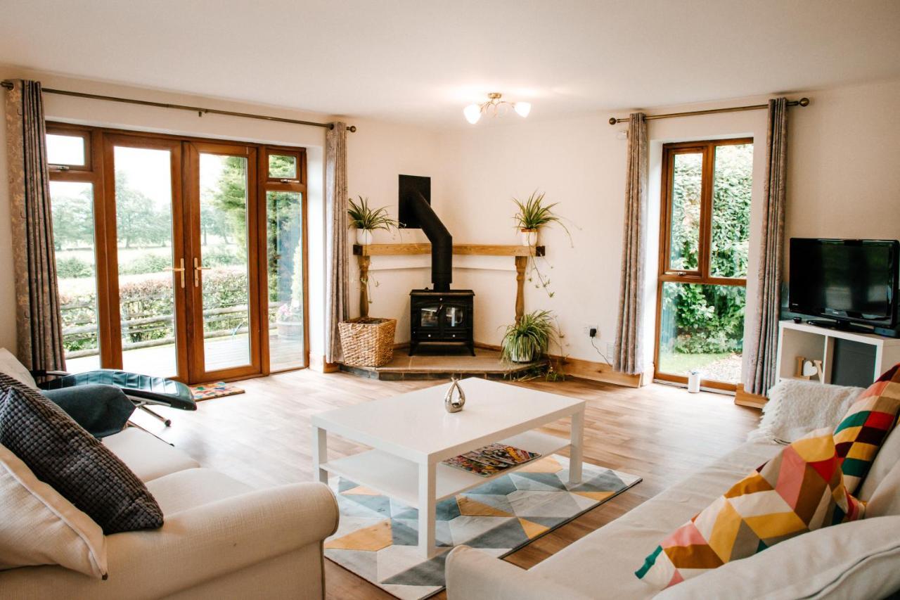 Holly Cottage, 2 Bed House, Sleeps 6 Cleobury Mortimer Bagian luar foto